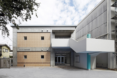 中野区立丸山小学校体育館