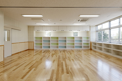 中野区立丸山小学校体育館